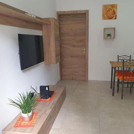 Modern Apartment In Central Bugibba St. Paul's Bay Exteriör bild
